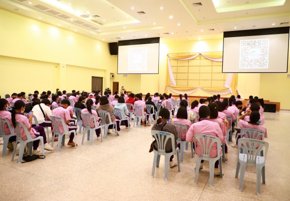 โครงการพัฒนานักเรียนห้องเรียนพิเศษ E-SMART โรงเรียนคลองขลุงราษฎร์รังสรรค์  วันที่ 4 กันยายน 2565 