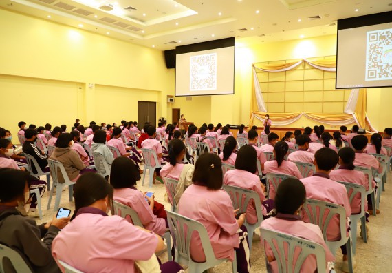 โครงการพัฒนานักเรียนห้องเรียนพิเศษ E-SMART โรงเรียนคลองขลุงราษฎร์รังสรรค์  วันที่ 4 กันยายน 2565 