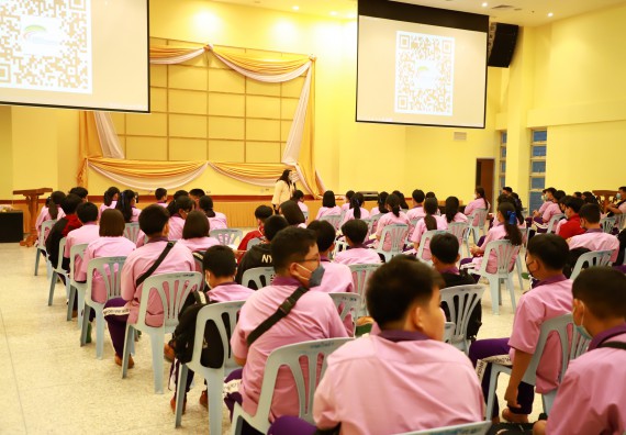 โครงการพัฒนานักเรียนห้องเรียนพิเศษ E-SMART โรงเรียนคลองขลุงราษฎร์รังสรรค์  วันที่ 4 กันยายน 2565 