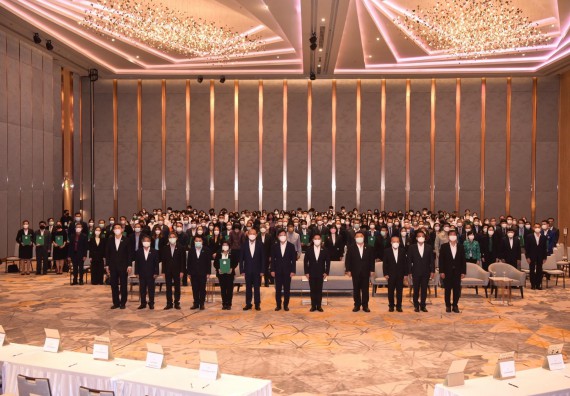 ภาพกิจกรรม  ร่วมลงนาม MOU มหาวิทยาลัยราชภัฏกำแพงเพชร เข้าร่วมพิธีลงนามประกาศเจตนารมณ์การลด เลิกใช้พลาสติกแบบใช้ครั้งเดียว (Single – use Plastic)