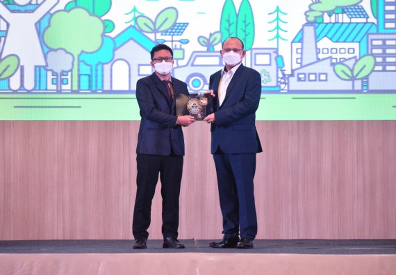 ภาพกิจกรรม  ร่วมลงนาม MOU มหาวิทยาลัยราชภัฏกำแพงเพชร เข้าร่วมพิธีลงนามประกาศเจตนารมณ์การลด เลิกใช้พลาสติกแบบใช้ครั้งเดียว (Single – use Plastic)