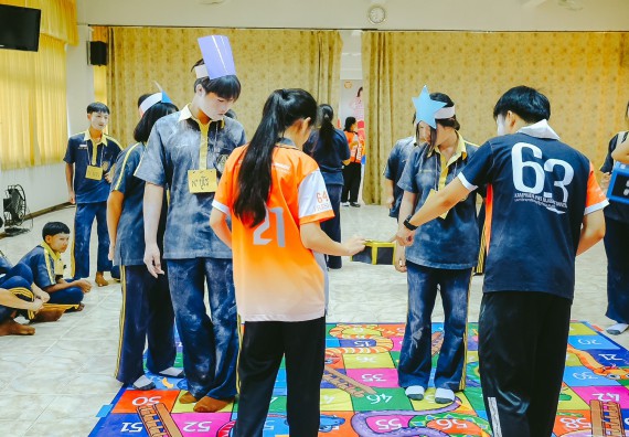 ภาพกิจกรรม  คณะวิทยาศาสตร์และเทคโนโลยี จัดกิจกรรมค่ายคณิตศาสตร์ โครงการส่งเสริมทักษะกระบวนการทางวิชาการ ให้กับนักเรียนโรงเรียนเรืองวิทย์พิทยาคม