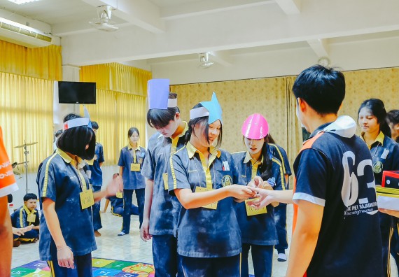 ภาพกิจกรรม  คณะวิทยาศาสตร์และเทคโนโลยี จัดกิจกรรมค่ายคณิตศาสตร์ โครงการส่งเสริมทักษะกระบวนการทางวิชาการ ให้กับนักเรียนโรงเรียนเรืองวิทย์พิทยาคม