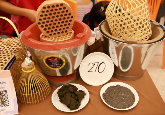 ภาพกิจกรรม  คณะวิทยาศาสตร์และเทคโนโลยี เข้าร่วมงานนิทรรศการ 