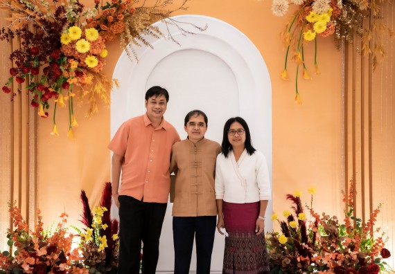 ภาพกิจกรรม  ผู้บริหาร คณาจารย์ บุคลากร คณะวิทยาศาสตร์และเทคโนโลยี เข้าร่วมงานแสดงมุทิตาจิต แด่ผู้เกษียณอายุราชการ มหาวิทยาลัยราชภัฏกำแพงเพชร ประจำปี ๒๕๖๕ เกษียณสวัสดิ์ ศรีสักทอง