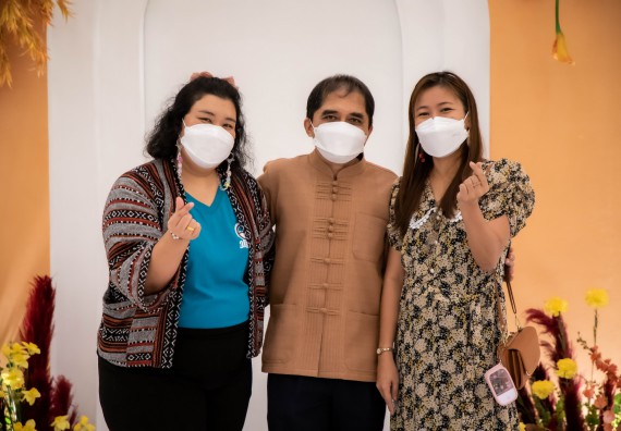 ภาพกิจกรรม  ผู้บริหาร คณาจารย์ บุคลากร คณะวิทยาศาสตร์และเทคโนโลยี เข้าร่วมงานแสดงมุทิตาจิต แด่ผู้เกษียณอายุราชการ มหาวิทยาลัยราชภัฏกำแพงเพชร ประจำปี ๒๕๖๕ เกษียณสวัสดิ์ ศรีสักทอง