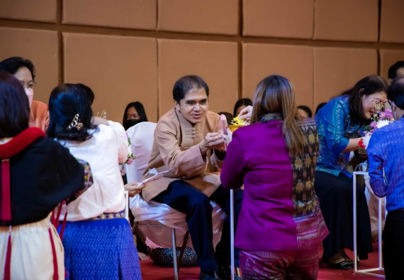 ภาพกิจกรรม  ผู้บริหาร คณาจารย์ บุคลากร คณะวิทยาศาสตร์และเทคโนโลยี เข้าร่วมงานแสดงมุทิตาจิต แด่ผู้เกษียณอายุราชการ มหาวิทยาลัยราชภัฏกำแพงเพชร ประจำปี ๒๕๖๕ เกษียณสวัสดิ์ ศรีสักทอง