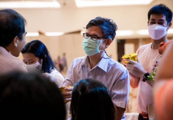 ภาพกิจกรรม  ผู้บริหาร คณาจารย์ บุคลากร คณะวิทยาศาสตร์และเทคโนโลยี เข้าร่วมงานแสดงมุทิตาจิต แด่ผู้เกษียณอายุราชการ มหาวิทยาลัยราชภัฏกำแพงเพชร ประจำปี ๒๕๖๕ เกษียณสวัสดิ์ ศรีสักทอง