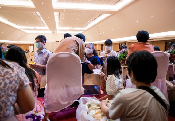 ภาพกิจกรรม  ผู้บริหาร คณาจารย์ บุคลากร คณะวิทยาศาสตร์และเทคโนโลยี เข้าร่วมงานแสดงมุทิตาจิต แด่ผู้เกษียณอายุราชการ มหาวิทยาลัยราชภัฏกำแพงเพชร ประจำปี ๒๕๖๕ เกษียณสวัสดิ์ ศรีสักทอง