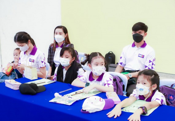 ภาพกิจกรรม  โรงเรียนอนุบาลกำแพงเพชร ร่วมกับคณะวิทยาศาสตร์และเทคโนโลยี จัดโครงการ Science Camp สำหรับนักเรียนห้องเรียนพิเศษ (MEP) ระดับชั้นประถมศึกษาปีที่ 1-6