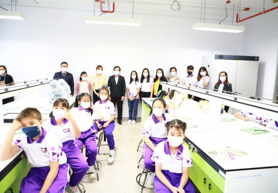 ภาพกิจกรรม  โรงเรียนอนุบาลกำแพงเพชร ร่วมกับคณะวิทยาศาสตร์และเทคโนโลยี จัดโครงการ Science Camp สำหรับนักเรียนห้องเรียนพิเศษ (MEP) ระดับชั้นประถมศึกษาปีที่ 1-6