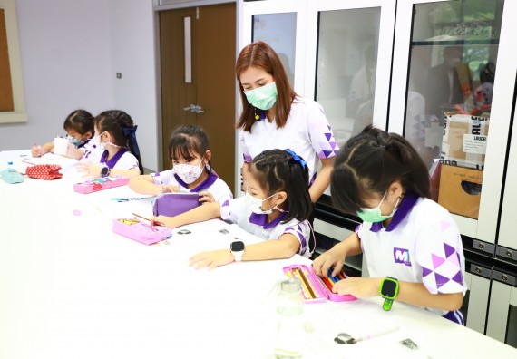 ภาพกิจกรรม  โรงเรียนอนุบาลกำแพงเพชร ร่วมกับคณะวิทยาศาสตร์และเทคโนโลยี จัดโครงการ Science Camp สำหรับนักเรียนห้องเรียนพิเศษ (MEP) ระดับชั้นประถมศึกษาปีที่ 1-6