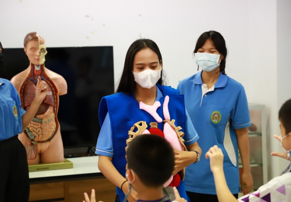 ภาพกิจกรรม  โรงเรียนอนุบาลกำแพงเพชร ร่วมกับคณะวิทยาศาสตร์และเทคโนโลยี จัดโครงการ Science Camp สำหรับนักเรียนห้องเรียนพิเศษ (MEP) ระดับชั้นประถมศึกษาปีที่ 1-6