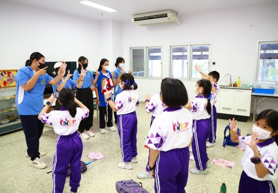 ภาพกิจกรรม  โรงเรียนอนุบาลกำแพงเพชร ร่วมกับคณะวิทยาศาสตร์และเทคโนโลยี จัดโครงการ Science Camp สำหรับนักเรียนห้องเรียนพิเศษ (MEP) ระดับชั้นประถมศึกษาปีที่ 1-6