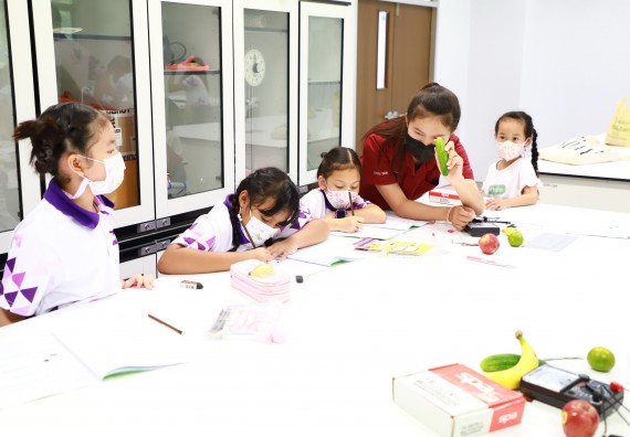 ภาพกิจกรรม  โรงเรียนอนุบาลกำแพงเพชร ร่วมกับคณะวิทยาศาสตร์และเทคโนโลยี จัดโครงการ Science Camp สำหรับนักเรียนห้องเรียนพิเศษ (MEP) ระดับชั้นประถมศึกษาปีที่ 1-6