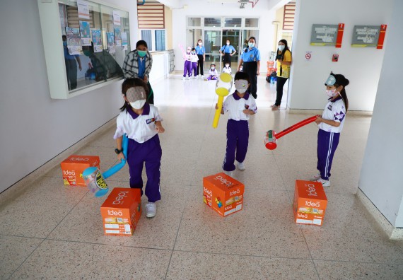 ภาพกิจกรรม  โรงเรียนอนุบาลกำแพงเพชร ร่วมกับคณะวิทยาศาสตร์และเทคโนโลยี จัดโครงการ Science Camp สำหรับนักเรียนห้องเรียนพิเศษ (MEP) ระดับชั้นประถมศึกษาปีที่ 1-6