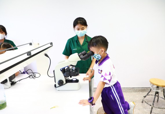 ภาพกิจกรรม  โรงเรียนอนุบาลกำแพงเพชร ร่วมกับคณะวิทยาศาสตร์และเทคโนโลยี จัดโครงการ Science Camp สำหรับนักเรียนห้องเรียนพิเศษ (MEP) ระดับชั้นประถมศึกษาปีที่ 1-6