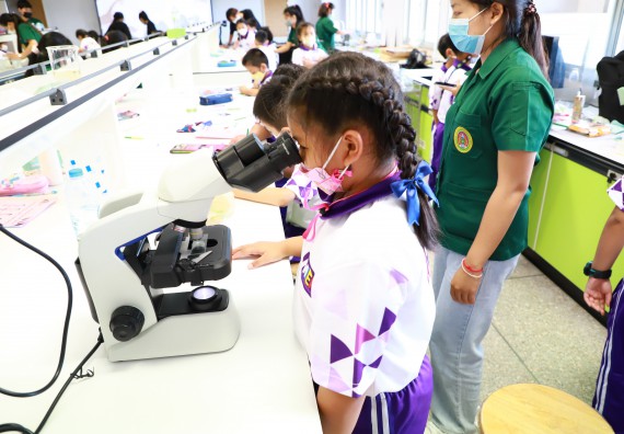 ภาพกิจกรรม  โรงเรียนอนุบาลกำแพงเพชร ร่วมกับคณะวิทยาศาสตร์และเทคโนโลยี จัดโครงการ Science Camp สำหรับนักเรียนห้องเรียนพิเศษ (MEP) ระดับชั้นประถมศึกษาปีที่ 1-6