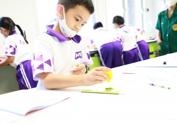 ภาพกิจกรรม  โรงเรียนอนุบาลกำแพงเพชร ร่วมกับคณะวิทยาศาสตร์และเทคโนโลยี จัดโครงการ Science Camp สำหรับนักเรียนห้องเรียนพิเศษ (MEP) ระดับชั้นประถมศึกษาปีที่ 1-6