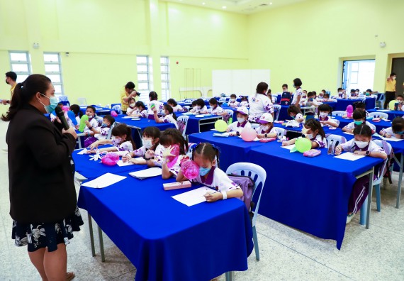 ภาพกิจกรรม  โรงเรียนอนุบาลกำแพงเพชร ร่วมกับคณะวิทยาศาสตร์และเทคโนโลยี จัดโครงการ Science Camp สำหรับนักเรียนห้องเรียนพิเศษ (MEP) ระดับชั้นประถมศึกษาปีที่ 1-6