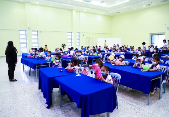 ภาพกิจกรรม  โรงเรียนอนุบาลกำแพงเพชร ร่วมกับคณะวิทยาศาสตร์และเทคโนโลยี จัดโครงการ Science Camp สำหรับนักเรียนห้องเรียนพิเศษ (MEP) ระดับชั้นประถมศึกษาปีที่ 1-6