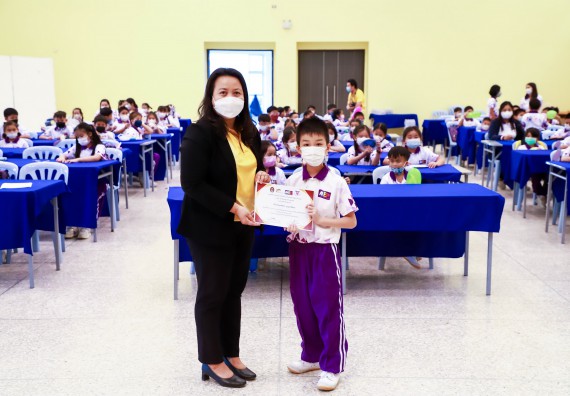 ภาพกิจกรรม  โรงเรียนอนุบาลกำแพงเพชร ร่วมกับคณะวิทยาศาสตร์และเทคโนโลยี จัดโครงการ Science Camp สำหรับนักเรียนห้องเรียนพิเศษ (MEP) ระดับชั้นประถมศึกษาปีที่ 1-6