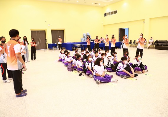 ภาพกิจกรรม  โรงเรียนอนุบาลกำแพงเพชร ร่วมกับคณะวิทยาศาสตร์และเทคโนโลยี จัดโครงการ Science Camp สำหรับนักเรียนห้องเรียนพิเศษ (MEP) ระดับชั้นประถมศึกษาปีที่ 1-6