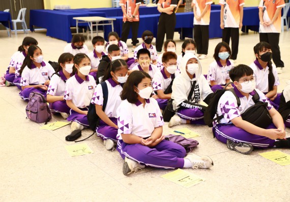 ภาพกิจกรรม  โรงเรียนอนุบาลกำแพงเพชร ร่วมกับคณะวิทยาศาสตร์และเทคโนโลยี จัดโครงการ Science Camp สำหรับนักเรียนห้องเรียนพิเศษ (MEP) ระดับชั้นประถมศึกษาปีที่ 1-6