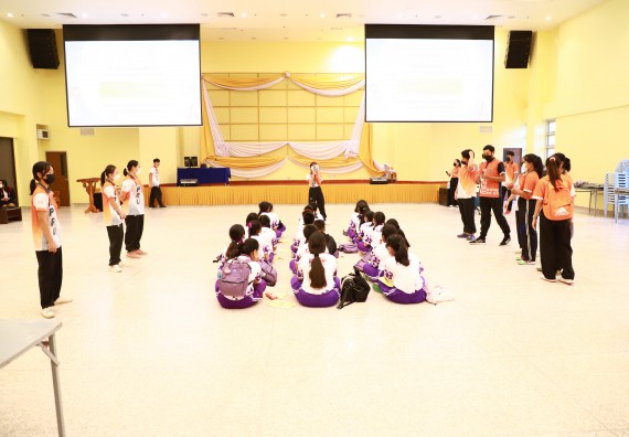 ภาพกิจกรรม  โรงเรียนอนุบาลกำแพงเพชร ร่วมกับคณะวิทยาศาสตร์และเทคโนโลยี จัดโครงการ Science Camp สำหรับนักเรียนห้องเรียนพิเศษ (MEP) ระดับชั้นประถมศึกษาปีที่ 1-6