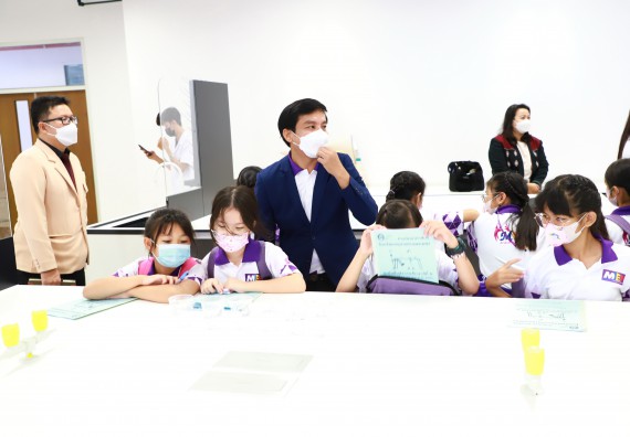 ภาพกิจกรรม  โรงเรียนอนุบาลกำแพงเพชร ร่วมกับคณะวิทยาศาสตร์และเทคโนโลยี จัดโครงการ Science Camp สำหรับนักเรียนห้องเรียนพิเศษ (MEP) ระดับชั้นประถมศึกษาปีที่ 1-6