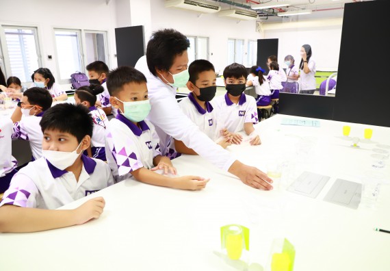 ภาพกิจกรรม  โรงเรียนอนุบาลกำแพงเพชร ร่วมกับคณะวิทยาศาสตร์และเทคโนโลยี จัดโครงการ Science Camp สำหรับนักเรียนห้องเรียนพิเศษ (MEP) ระดับชั้นประถมศึกษาปีที่ 1-6