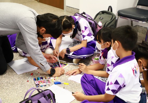 ภาพกิจกรรม  โรงเรียนอนุบาลกำแพงเพชร ร่วมกับคณะวิทยาศาสตร์และเทคโนโลยี จัดโครงการ Science Camp สำหรับนักเรียนห้องเรียนพิเศษ (MEP) ระดับชั้นประถมศึกษาปีที่ 1-6