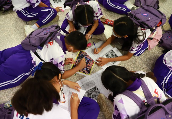 ภาพกิจกรรม  โรงเรียนอนุบาลกำแพงเพชร ร่วมกับคณะวิทยาศาสตร์และเทคโนโลยี จัดโครงการ Science Camp สำหรับนักเรียนห้องเรียนพิเศษ (MEP) ระดับชั้นประถมศึกษาปีที่ 1-6