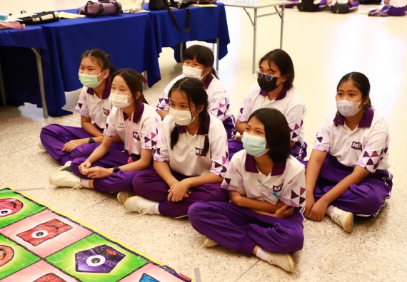 ภาพกิจกรรม  โรงเรียนอนุบาลกำแพงเพชร ร่วมกับคณะวิทยาศาสตร์และเทคโนโลยี จัดโครงการ Science Camp สำหรับนักเรียนห้องเรียนพิเศษ (MEP) ระดับชั้นประถมศึกษาปีที่ 1-6