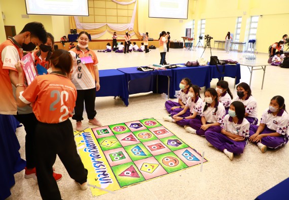 ภาพกิจกรรม  โรงเรียนอนุบาลกำแพงเพชร ร่วมกับคณะวิทยาศาสตร์และเทคโนโลยี จัดโครงการ Science Camp สำหรับนักเรียนห้องเรียนพิเศษ (MEP) ระดับชั้นประถมศึกษาปีที่ 1-6