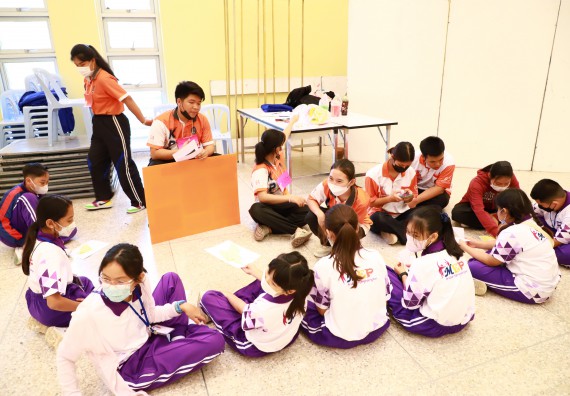 ภาพกิจกรรม  โรงเรียนอนุบาลกำแพงเพชร ร่วมกับคณะวิทยาศาสตร์และเทคโนโลยี จัดโครงการ Science Camp สำหรับนักเรียนห้องเรียนพิเศษ (MEP) ระดับชั้นประถมศึกษาปีที่ 1-6