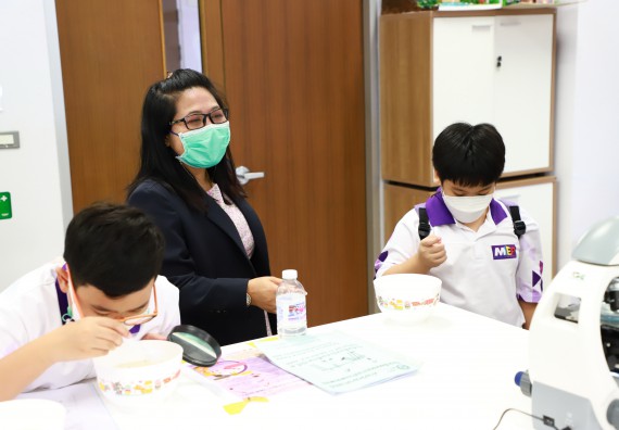 ภาพกิจกรรม  โรงเรียนอนุบาลกำแพงเพชร ร่วมกับคณะวิทยาศาสตร์และเทคโนโลยี จัดโครงการ Science Camp สำหรับนักเรียนห้องเรียนพิเศษ (MEP) ระดับชั้นประถมศึกษาปีที่ 1-6