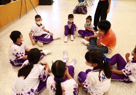 ภาพกิจกรรม  โรงเรียนอนุบาลกำแพงเพชร ร่วมกับคณะวิทยาศาสตร์และเทคโนโลยี จัดโครงการ Science Camp สำหรับนักเรียนห้องเรียนพิเศษ (MEP) ระดับชั้นประถมศึกษาปีที่ 1-6