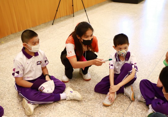 ภาพกิจกรรม  โรงเรียนอนุบาลกำแพงเพชร ร่วมกับคณะวิทยาศาสตร์และเทคโนโลยี จัดโครงการ Science Camp สำหรับนักเรียนห้องเรียนพิเศษ (MEP) ระดับชั้นประถมศึกษาปีที่ 1-6