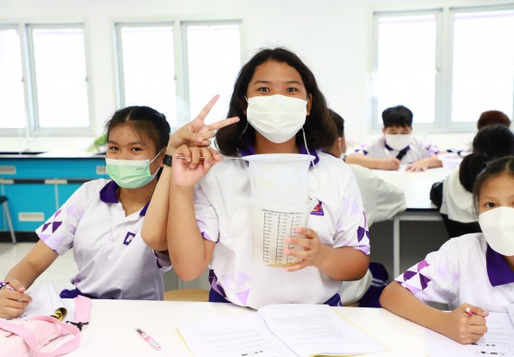 ภาพกิจกรรม  โรงเรียนอนุบาลกำแพงเพชร ร่วมกับคณะวิทยาศาสตร์และเทคโนโลยี จัดโครงการ Science Camp สำหรับนักเรียนห้องเรียนพิเศษ (MEP) ระดับชั้นประถมศึกษาปีที่ 1-6