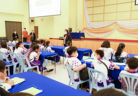 ภาพกิจกรรม  โรงเรียนอนุบาลกำแพงเพชร ร่วมกับคณะวิทยาศาสตร์และเทคโนโลยี จัดโครงการ Science Camp สำหรับนักเรียนห้องเรียนพิเศษ (MEP) ระดับชั้นประถมศึกษาปีที่ 1-6