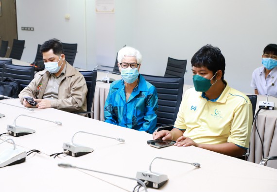 ภาพกิจกรรม  คณะวิทยาศาสตร์และเทคโนโลยีต้อนรับผู้แทนห้างหุ้นส่วนจำกัด โรจนกุลคอมพิวเตอร์และดำเนินการมอบทุนการศึกษา