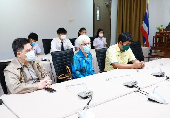 ภาพกิจกรรม  คณะวิทยาศาสตร์และเทคโนโลยีต้อนรับผู้แทนห้างหุ้นส่วนจำกัด โรจนกุลคอมพิวเตอร์และดำเนินการมอบทุนการศึกษา