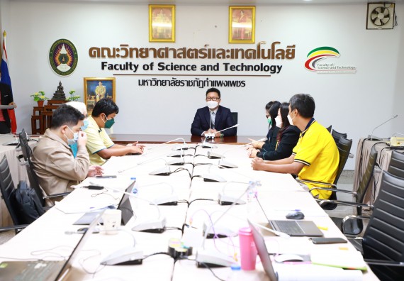 ภาพกิจกรรม  คณะวิทยาศาสตร์และเทคโนโลยีต้อนรับผู้แทนห้างหุ้นส่วนจำกัด โรจนกุลคอมพิวเตอร์และดำเนินการมอบทุนการศึกษา