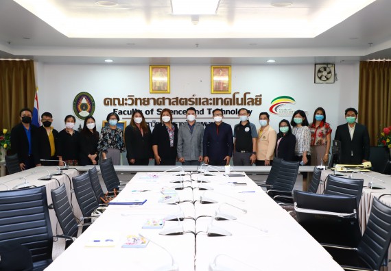 ภาพกิจกรรม คณะวิทยาศาสตร์และเทคโนโลยี มหาวิทยาลัยราชภัฏกำแพงเพชรรับการตรวจประเมินและรับรองห้องปฏิบัติการในรูปแบบ Peer evaluation