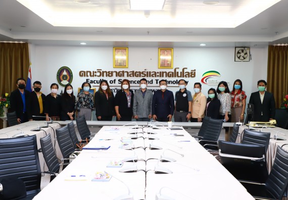 ภาพกิจกรรม คณะวิทยาศาสตร์และเทคโนโลยี มหาวิทยาลัยราชภัฏกำแพงเพชรรับการตรวจประเมินและรับรองห้องปฏิบัติการในรูปแบบ Peer evaluation