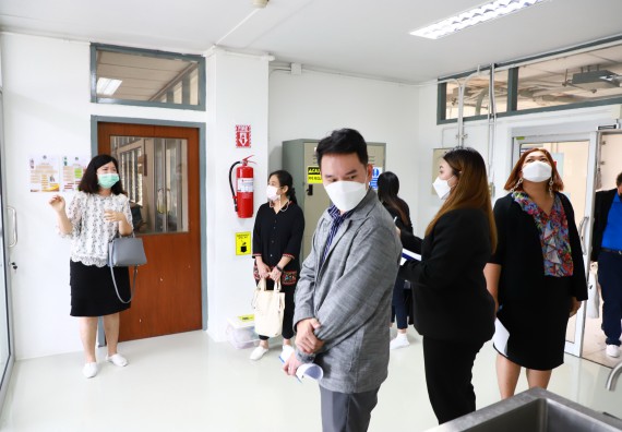 ภาพกิจกรรม คณะวิทยาศาสตร์และเทคโนโลยี มหาวิทยาลัยราชภัฏกำแพงเพชรรับการตรวจประเมินและรับรองห้องปฏิบัติการในรูปแบบ Peer evaluation