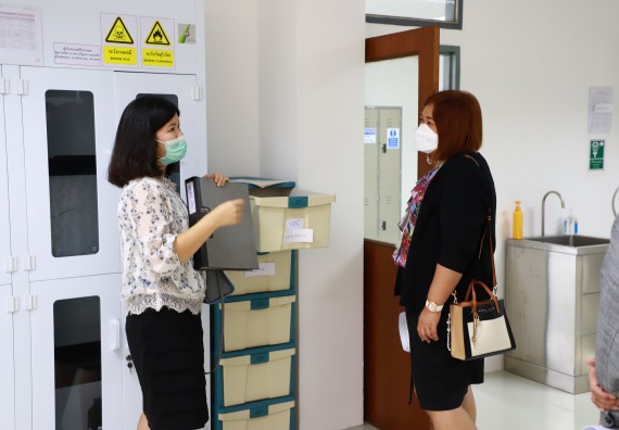 ภาพกิจกรรม คณะวิทยาศาสตร์และเทคโนโลยี มหาวิทยาลัยราชภัฏกำแพงเพชรรับการตรวจประเมินและรับรองห้องปฏิบัติการในรูปแบบ Peer evaluation