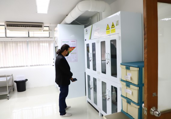 ภาพกิจกรรม คณะวิทยาศาสตร์และเทคโนโลยี มหาวิทยาลัยราชภัฏกำแพงเพชรรับการตรวจประเมินและรับรองห้องปฏิบัติการในรูปแบบ Peer evaluation