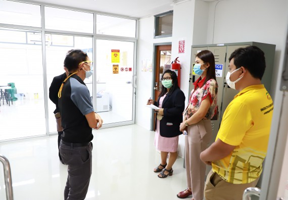 ภาพกิจกรรม คณะวิทยาศาสตร์และเทคโนโลยี มหาวิทยาลัยราชภัฏกำแพงเพชรรับการตรวจประเมินและรับรองห้องปฏิบัติการในรูปแบบ Peer evaluation